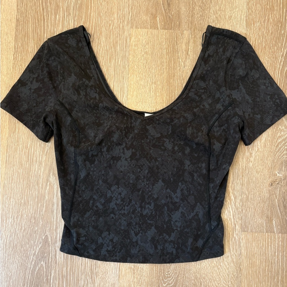 Lululemon top